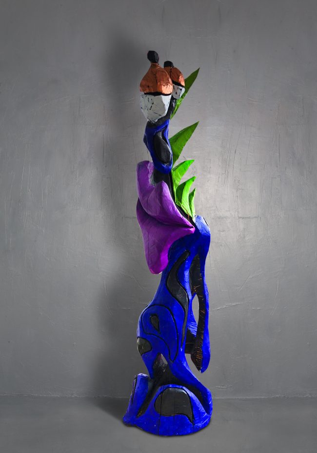 UDO, DER ULTRAMARINE STEHT EIN WENIG ISOLIERT. KEINER MAG IHN UND SEINE ELTERN HATTEN NIEMALS FÜR IHN ZEIT (DIEÄ).