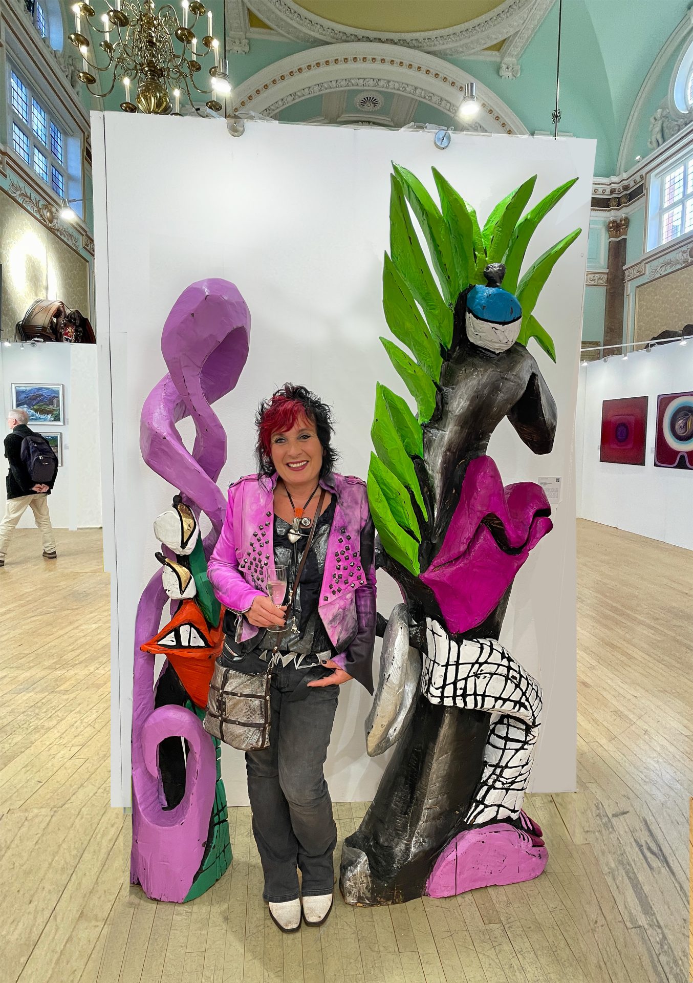 Andrea Halm mit Gundula+Pinefine bei der Biennale Women in Art, London